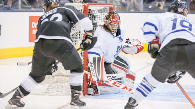 genvieve-lacasse-starring-boston-blades-cwhl-chris-tanouye-960.jpg